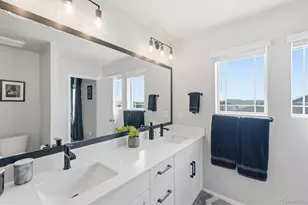 1834 S De Gaulle Ct, Aurora, CO 80018 - Photo 35