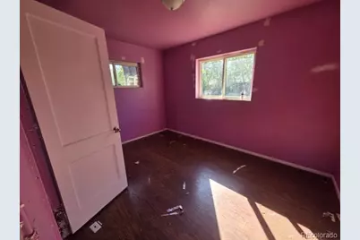 1027 Troy Street, Aurora, CO 80011 - Photo 7