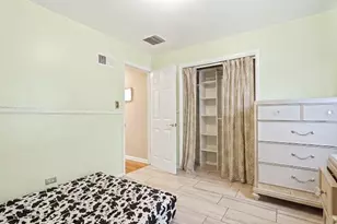 883 S Quieto Way, Denver, CO 80223 - Photo 15
