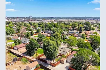 883 S Quieto Way, Denver, CO 80223 - Photo 35