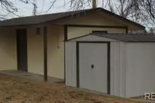 303 S Ivy St, Yuma, CO 80759 - Photo 3