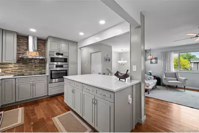 5049 Uvalda Street, Denver, CO 80239 - Photo 7