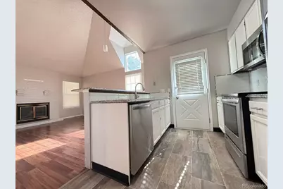 14129 E Dickinson Drive #B, Aurora, CO 80014 - Photo 7