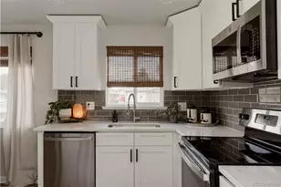 3233 Jasmine St, Denver, CO 80207 - Photo 9