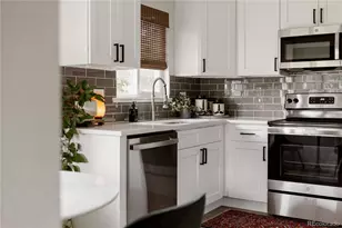 3233 Jasmine St, Denver, CO 80207 - Photo 7