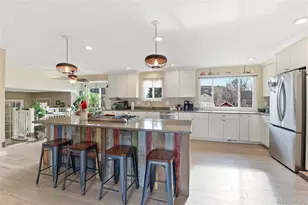 1542 E Mineral Pl, Centennial, CO 80122 - Photo 5