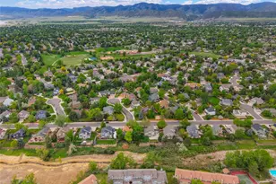 8107 W Morraine Dr, Littleton, CO 80128 - Photo 37