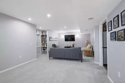 7929 S Buchanan Way, Aurora, CO 80016 - Photo 27