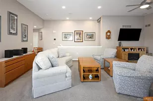 7929 S Buchanan Way, Aurora, CO 80016 - Photo 3