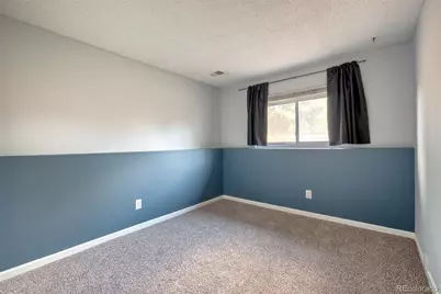 4102 S Dunkirk Way, Aurora, CO 80013 - Photo 33