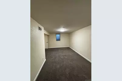 1165 Akron, Aurora, CO 80010 - Photo 7