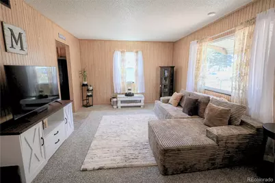 609 E Saint Elmo Avenue, Colorado Springs, CO 80905 - Photo 5