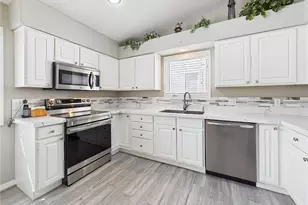 860 Loma Point, Colorado Springs, CO 80906 - Photo 7