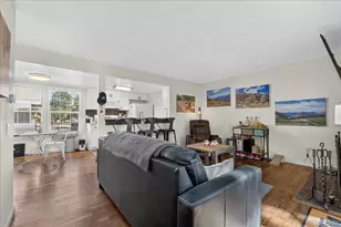 2011 S Helena St, Aurora, CO 80013 - Photo 7