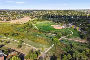 2011 S Helena St, Aurora, CO 80013 - Photo 41