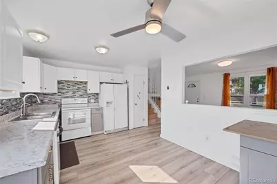 1154 S Truckee Way, Aurora, CO 80017 - Photo 7