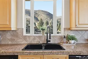 11162 W Mesa Run, Littleton, CO 80125 - Photo 11