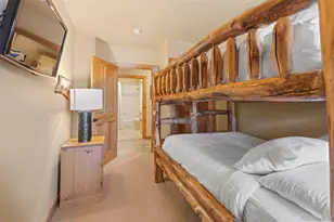 100 Dercum Square, Keystone, CO 80435 - Photo 19