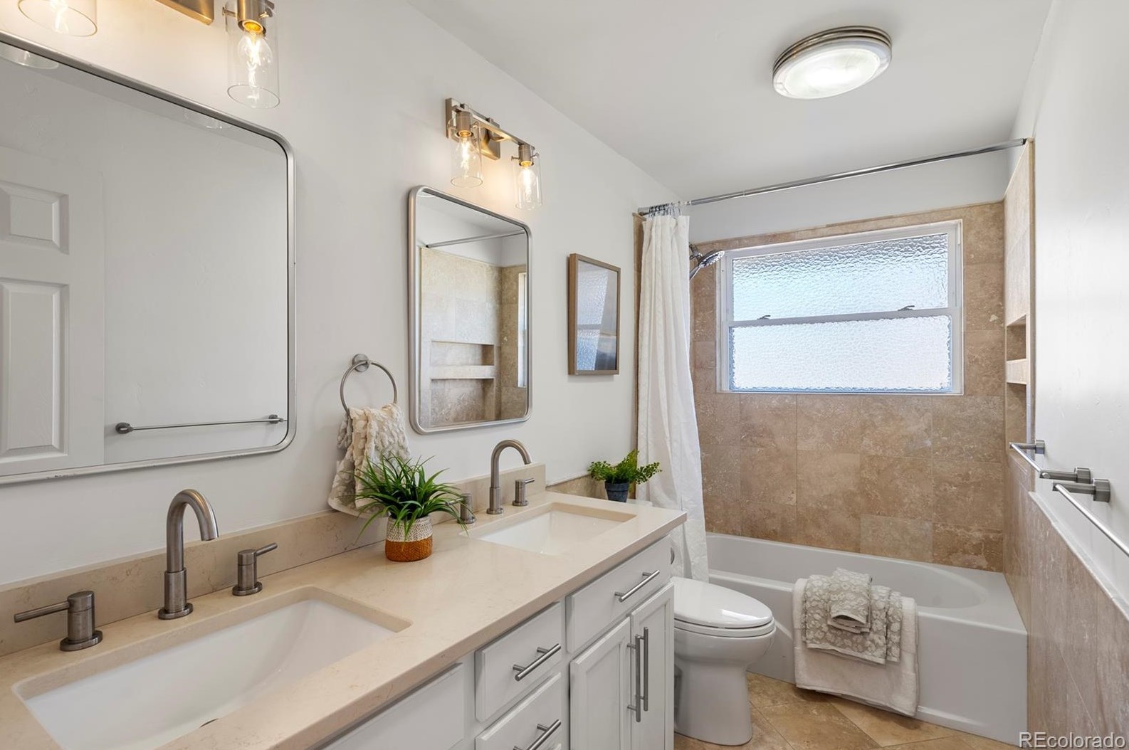 3124 Weaver Pl, Littleton CO 80121-2962 exterior