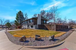 8243 Everett Way, Arvada, CO 80005 - Photo 3