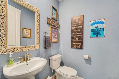 8188 S Yantley Court, Aurora, CO 80016 - Photo 17