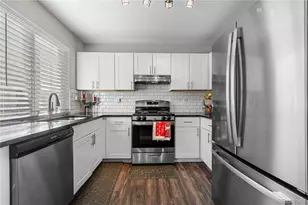 5562 Flanders St, Denver, CO 80249 - Photo 25