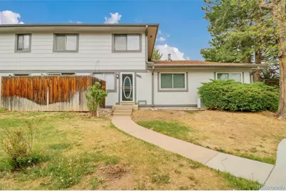 1329 S Chambers Circle #B, Aurora, CO 80012 - Photo 1