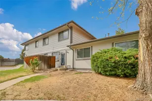1329 S Chambers Cir, Aurora, CO 80012 - Photo 35