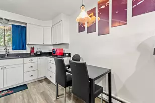 1662 Biscay Cir, Aurora, CO 80011 - Photo 11