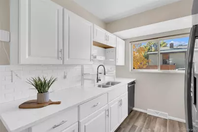 12711 W Jewell Circle, Lakewood, CO 80228 - Photo 11