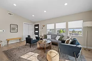 59 S De Gaulle St, Aurora, CO 80018 - Photo 9