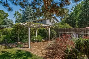 1453 S Lima Ct, Aurora, CO 80012 - Photo 35