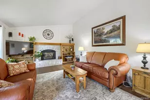 9432 S Crestmore Way, Highlands Ranch, CO 80126 - Photo 3