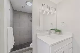 2943 S Verbena Way, Denver, CO 80231 - Photo 21