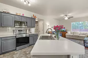 2024 Sandhurst Dr, Castle Rock, CO 80104 - Photo 11