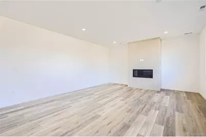 54955 E 28th Place, Strasburg, CO 80136 - Photo 5