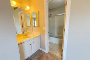 10577 W Maplewood Dr, Littleton, CO 80127 - Photo 25