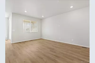 8932 Salida Street, Commerce City, CO 80022 - Photo 9