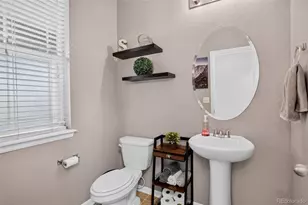 25168 E Ellsworth Pl, Aurora, CO 80018 - Photo 7
