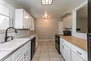 1836 E Mineral Ave, Littleton, CO 80122 - Photo 7