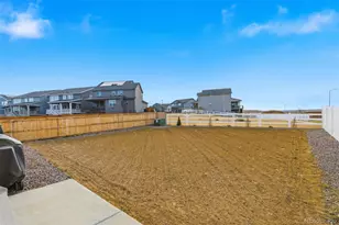 24412 E Evans Dr, Aurora, CO 80018 - Photo 39