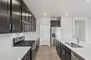 1607 Nathan River Dr, Windsor, CO 80550 - Photo 9