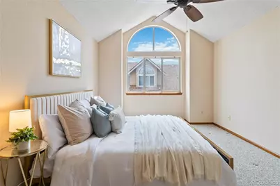 2136 S Scranton Way, Aurora, CO 80014 - Photo 9