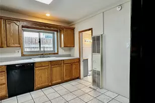 413 W 3rd St, Leadville, CO 80461 - Photo 11
