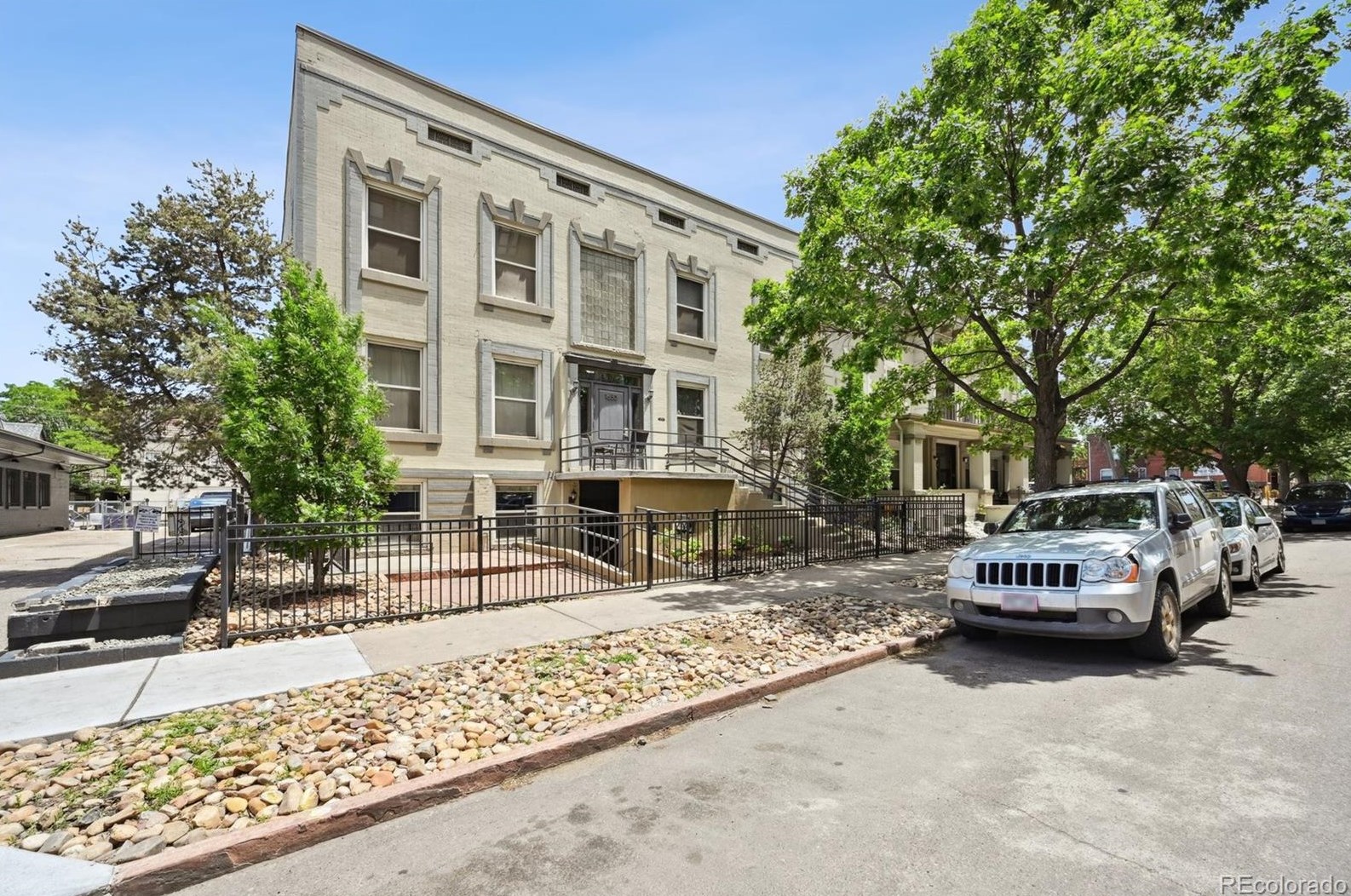 1650 Pearl St, Denver CO  80203-1456 exterior