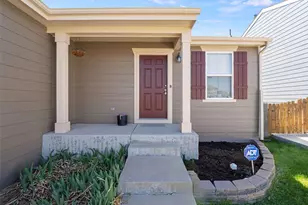 5383 Lewiston St, Denver, CO 80239 - Photo 3