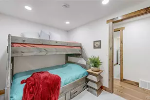 900 Tallaqua Dr, Grand Lake, CO 80447 - Photo 23