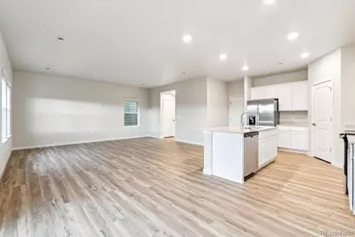 9453 Danube Street, Commerce City, CO 80022 - Photo 5