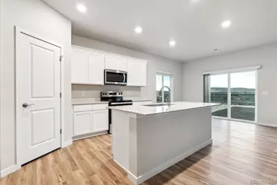 9453 Danube Street, Commerce City, CO 80022 - Photo 3