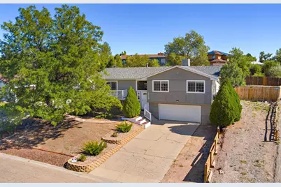 4032 Valley Drive #B, Pueblo, CO 81008 - Photo 1